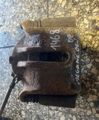 Renault Megane II Front brake caliper