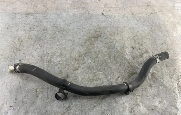 Toyota Land Cruiser (J120) Engine coolant pipe/hose