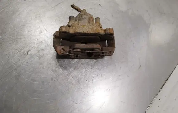Skoda Octavia Mk2 (1Z) Front brake caliper