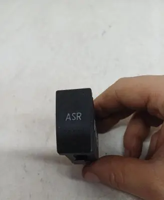 Volkswagen PASSAT B5.5 Traction control (ASR) switch 3B0927133A