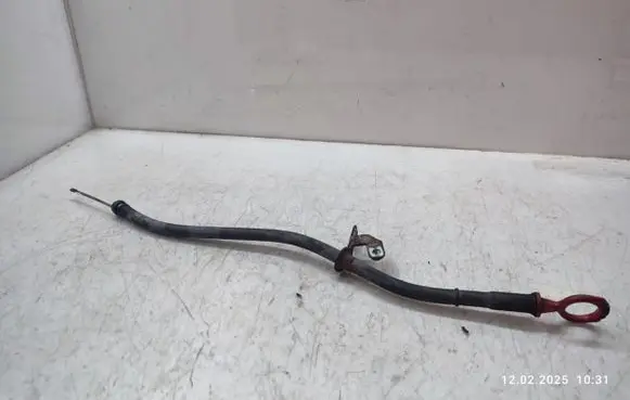 Volvo XC90 Oil level dip stick 