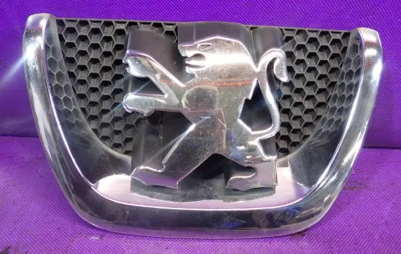 Peugeot 207 CC Manufacturer badge logo/emblem 18C0001030