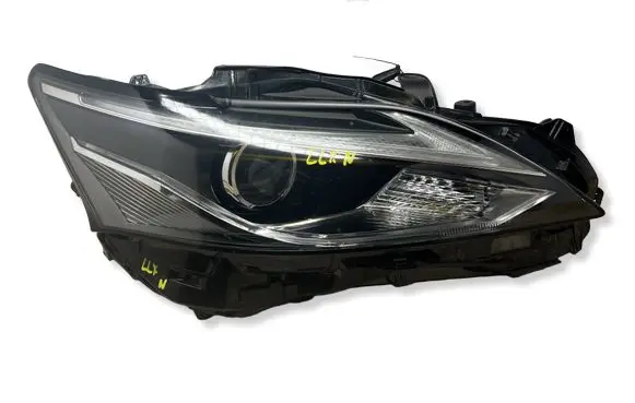 Lexus CT 200H Headlight/headlamp 