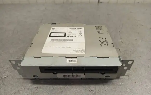 BMW 4 F32 F33 Radio/CD/DVD/GPS head unit 9331597