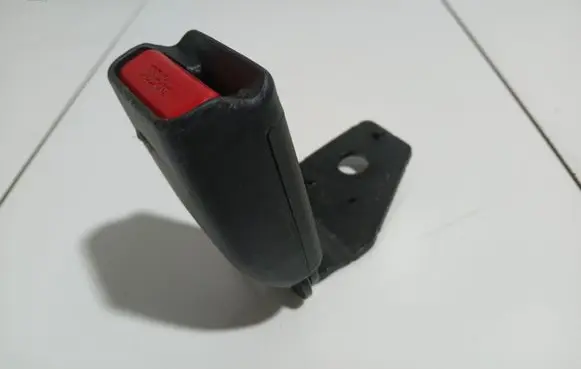 Citroen C4 II Rear seatbelt buckle 96748537XT