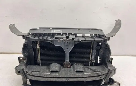 Volkswagen Tiguan Front bodywork piece