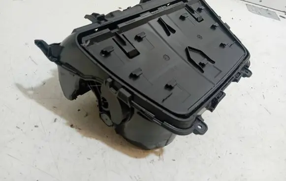 BMW 6 F06 Gran coupe Cup holder front 9197227 B0701277 507893