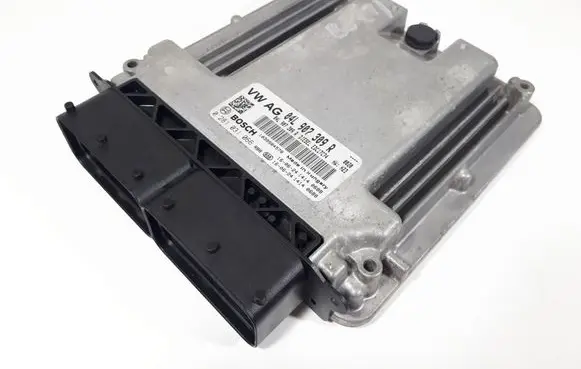 Volkswagen PASSAT B8 Engine control unit/module 04L907309R