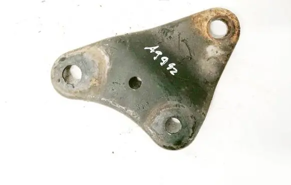 Subaru Forester SH Engine mounting bracket