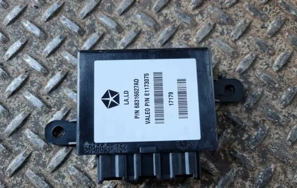 Dodge Charger Parking PDC control unit/module 68316627AD