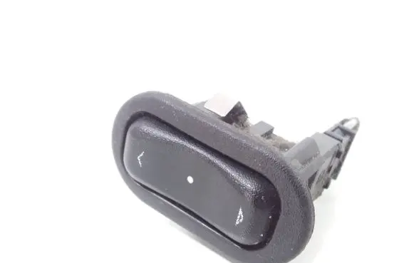 Opel Zafira A Electric window control switch 90561388 13363100