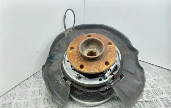 BMW 4 F36 Gran coupe Rear wheel hub 6792247