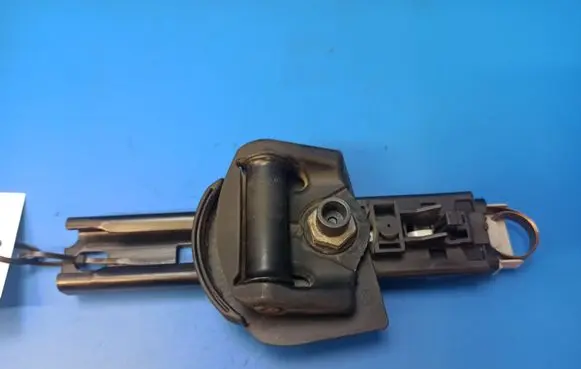 Mercedes-Benz E W211 Seat belt height adjuster A2118600088