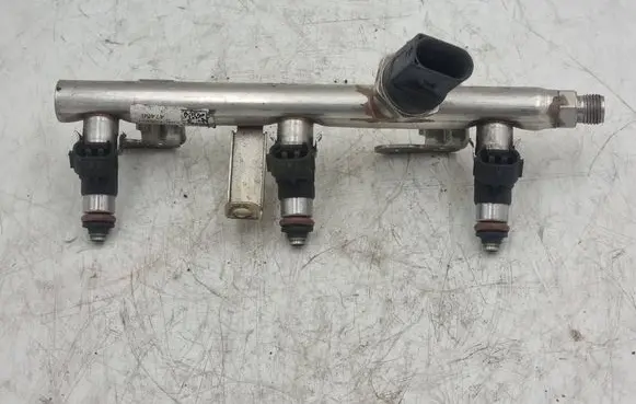Skoda Citigo Fuel injector 03C906039A 04C133317H