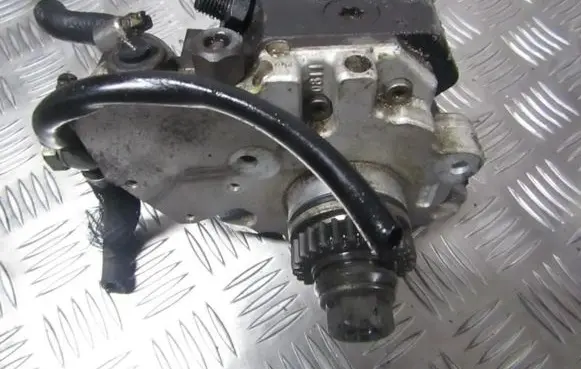 Mitsubishi Colt Fuel injection high pressure pump 0445010120 a6400700701