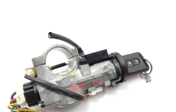 Nissan Qashqai+2 Ignition lock N0502825
