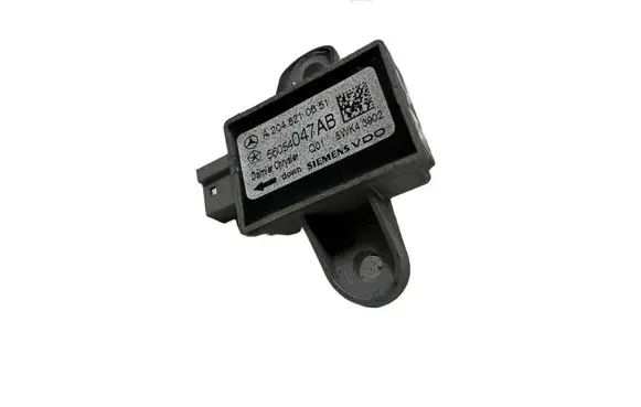 Mercedes-Benz C W204 Airbag deployment crash/impact sensor A2048210651 56054047AB 5WK43902