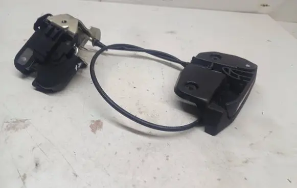 Mercedes-Benz CLK A209 C209 Seat back rest lock catch A2039200472