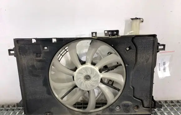 Toyota Yaris Cross Fan set 16363K0020