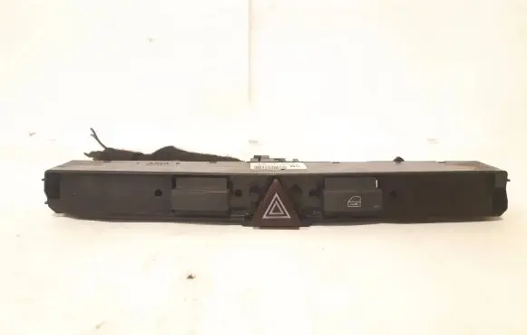 Opel Astra H Hazard light switch 03758075 13100105 0320