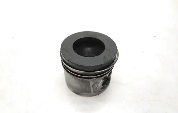 BMW 1 E81 E87 Piston 0840BB