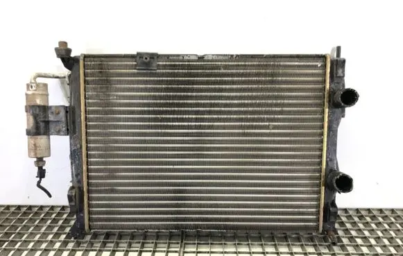 Nissan Qashqai Coolant radiator