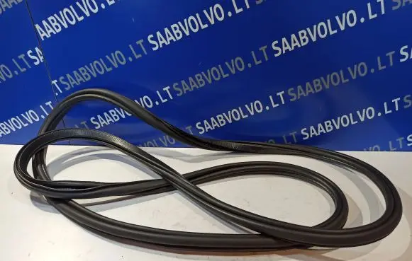 Volvo XC90 Rubber seal front door (on door) 31457674