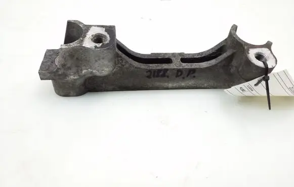 Toyota RAV 4 (XA30) Engine mounting bracket 1234126010