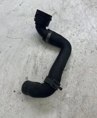Audi A4 S4 B8 8K Engine coolant pipe/hose 8E0122293