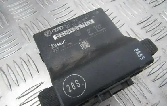Volkswagen Golf V Other control units/modules 1k0907530f 1k0907951