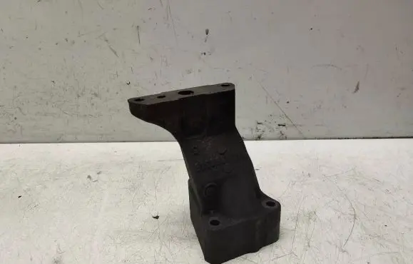 Mercedes-Benz ML W164 Engine mounting bracket A6420960345