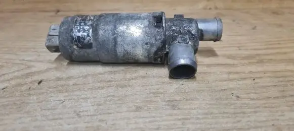 Volvo 850 Idle control valve (regulator) 0280140528