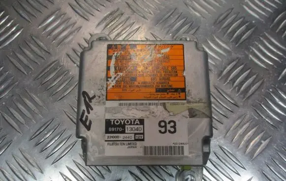 Toyota Corolla E120 E130 Airbag control unit/module 89170-13040