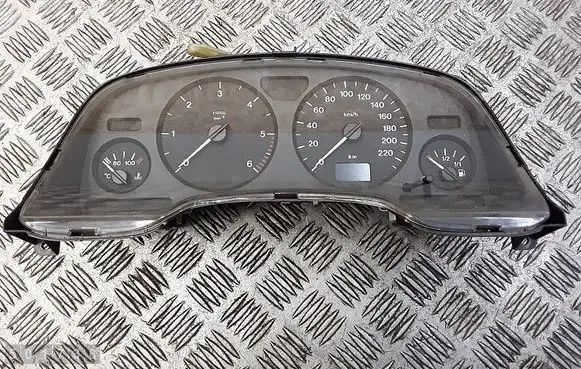 Opel Zafira A Speedometer (instrument cluster) 24419561