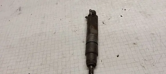 Seat Toledo II (1M) Fuel injector 038130202A
