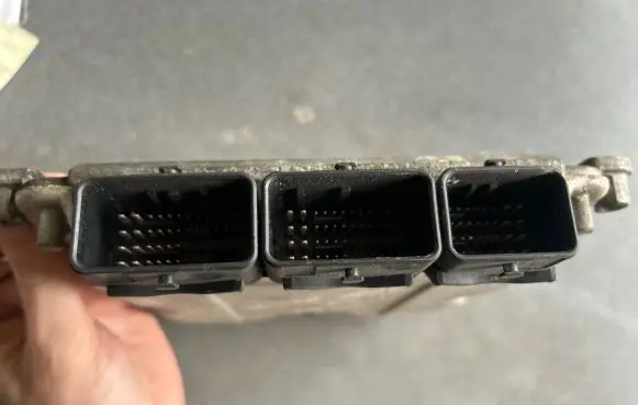 Renault Master II Engine control unit/module 0281011254 8200236618 8200236624