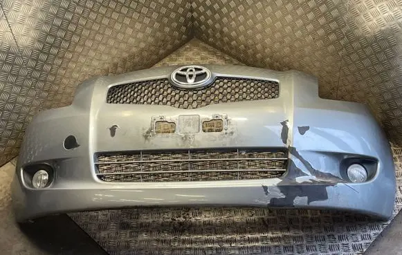 Toyota Yaris Front bumper
