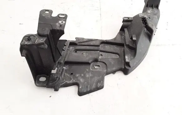 Renault Megane III Headlight/headlamp mounting bracket