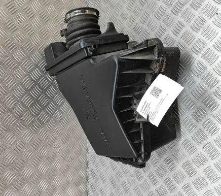 Chrysler Pacifica Air filter box 05103288AA 05103289AA
