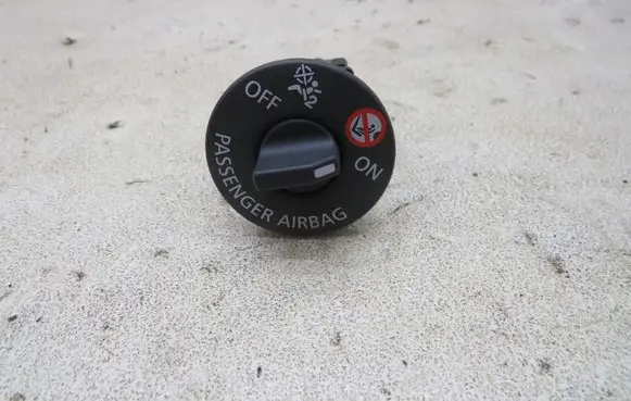 Renault Zoe Fog light switch 681995290R