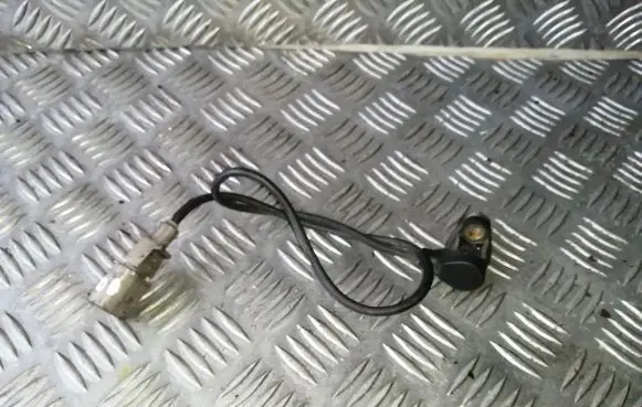 Audi A3 S3 8L Crankshaft position sensor 0261210148