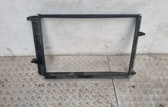 Volvo V70 Radiator trim 9492961