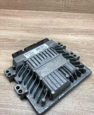 Renault Scenic II - Grand scenic II Engine control unit/module ECU 8200565863 8200592611