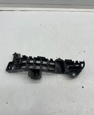 Suzuki Vitara (LY) Front bumper mounting bracket 7173154P0