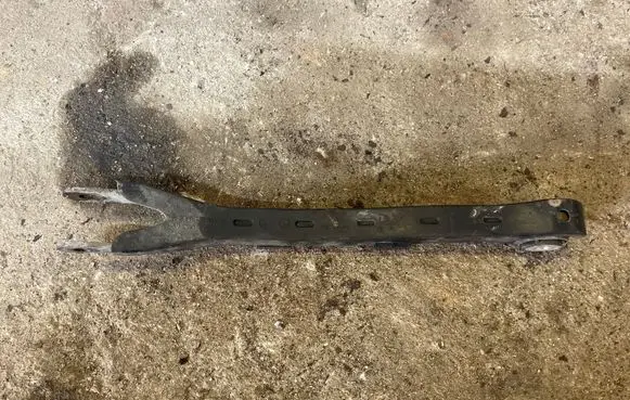 Mercedes-Benz E W211 Rear control arm 230352020