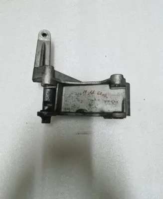 Chevrolet Camaro Generator/alternator bracket 12691250