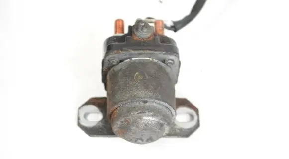 Volkswagen Golf VII Glow plug pre-heat relay MD34275