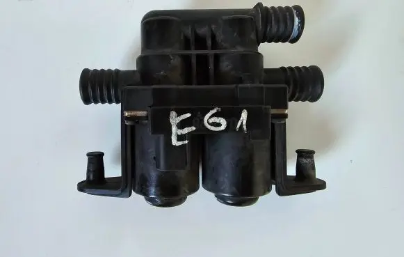 BMW 5 E60 E61 Coolant heater control valve 6412692791501 1147412176