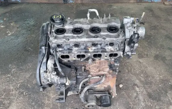 Mazda MPV II LW Engine RF5C