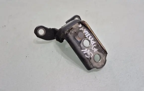 Lexus RX 330 - 350 - 400H Rear door lower hinge